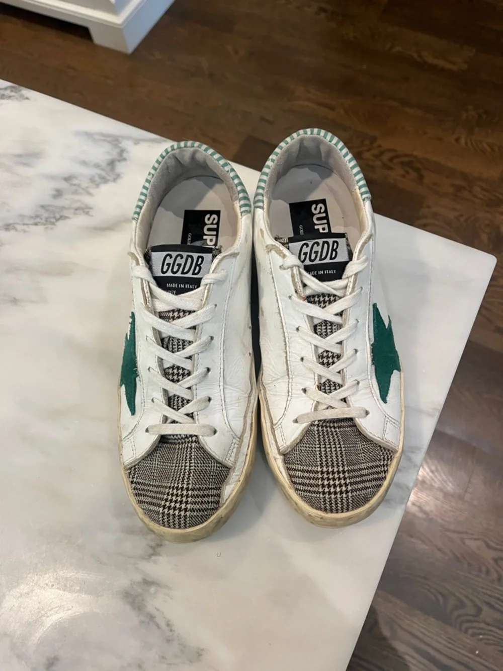 Authentic Golden Goose Sneakers size 37 - Picture 4 of 8